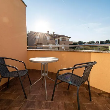Lotusapart Premantura Exterior photo