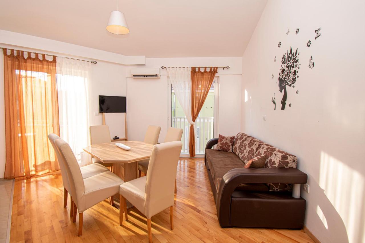 Lotusapart Apartment